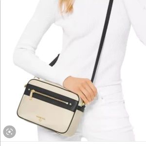 NWOT! Michael Kors Jet Set Charm Large East West Nylon Crossbody Camera Bag